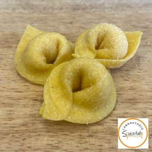 Cappelletti Romagnoli fatti a mano in Laboratorio Squisitaly - vaschetta ATM gr.500